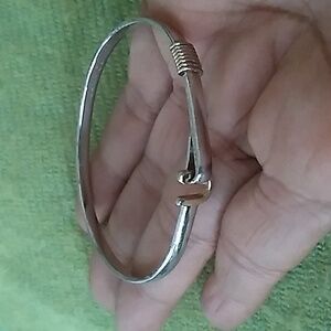 Vintage Sterling Silver Jamaica Hook Bangle Bracelet